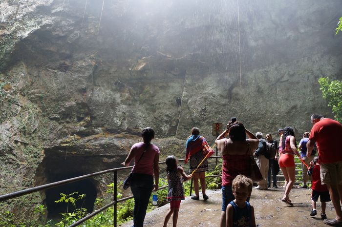 Visiting Rio Camuy Cave Park in Puerto Rico touristy